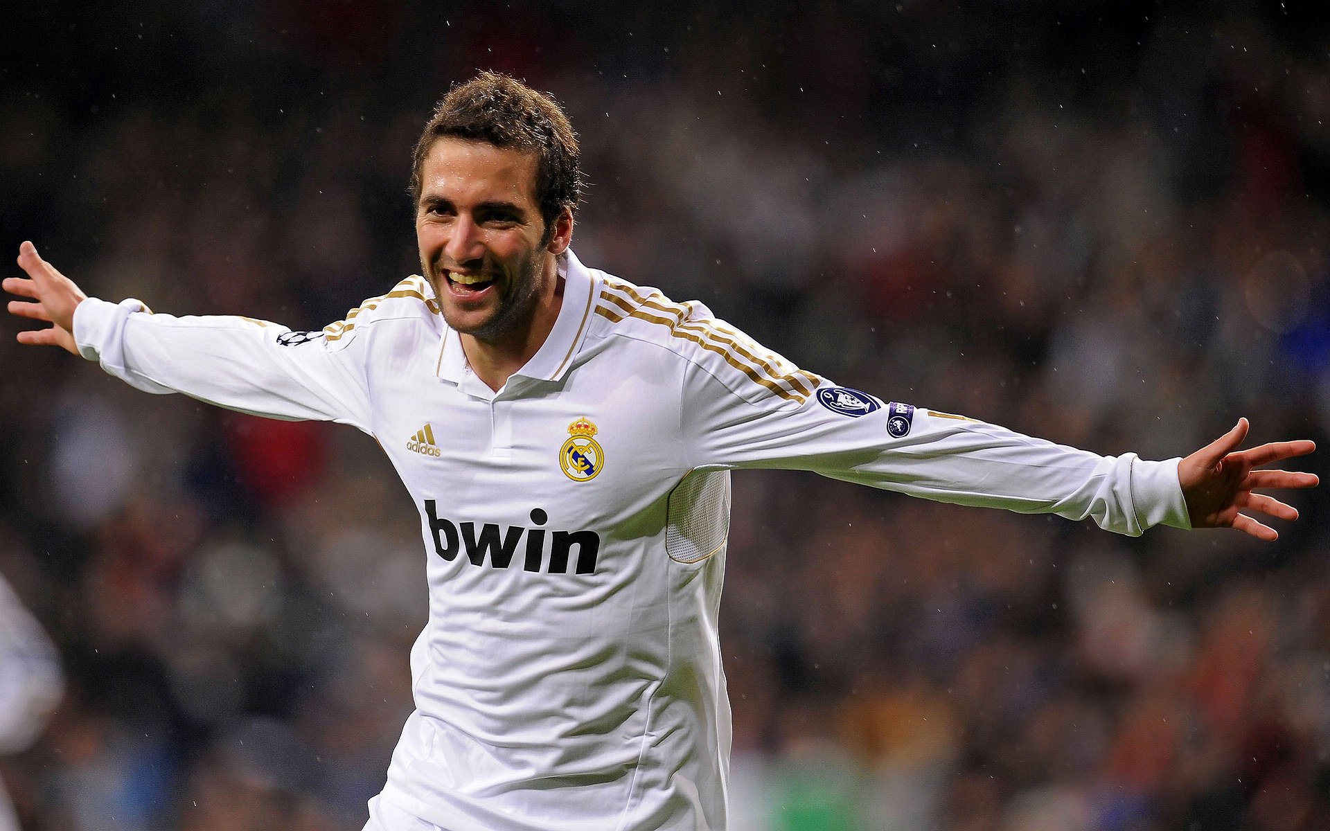 逆转奇迹:那些让全场疯狂的欧冠逆袭瞬间,欧冠逆境之王